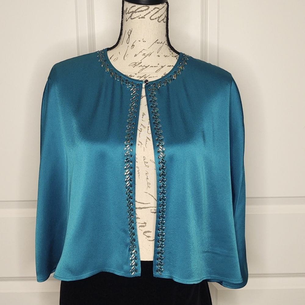 St. John Embellished Cape, Size L - Picture 2 of 11